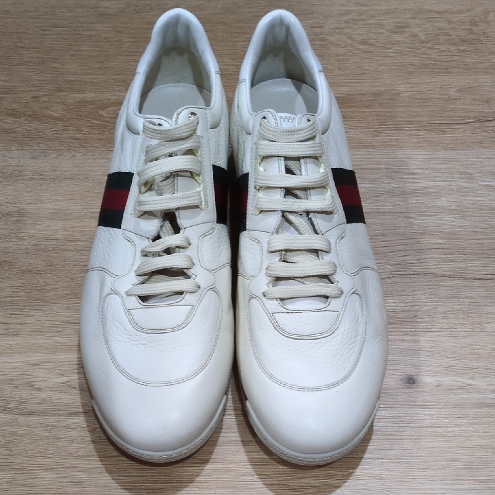 Gucci White Microguccissima Leather Web Detail Lace Up Sneakers